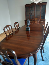 Knechtel built Dining room  table  6 chairs and hutch