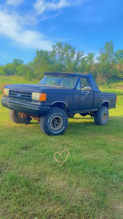 1990 Ford F-150 4x4 Short Box — Classic OBS — $7,000 1990 Ford F150 Regular Cab Short Box 4x4 5.0L (...