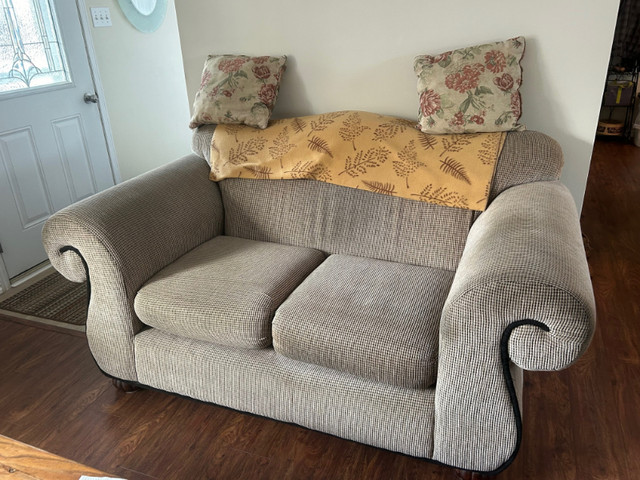 Couch and Loveseat in Couches & Futons in Muskoka