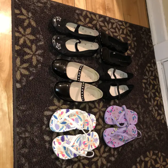 Souliers pour filles in Kids & Youth in City of Montréal - Image 9