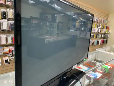 Samsung 40” Plasma TV – Big Screen Entertainment (Used – Like New) Upgrade your entertainment setup...