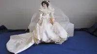 "Elizabeth's 1900's Wedding Dress" porcelain bride doll. COA