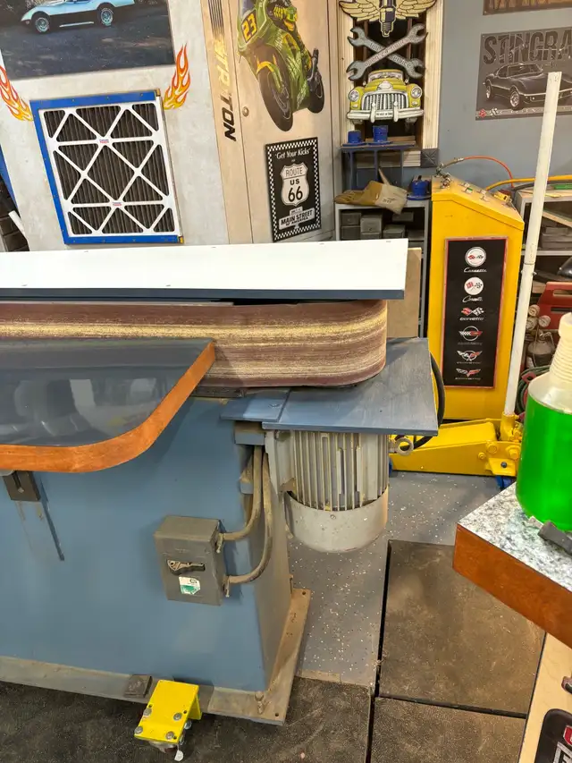 mint Progress edge sander in Power Tools in Kitchener / Waterloo - Image 3