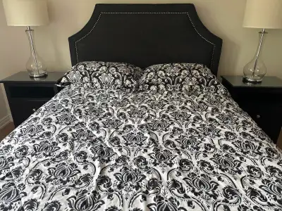 Reversible Queen Comforter Set, View more