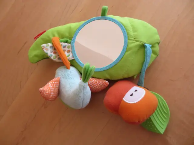 Jouet à suspendre pour bébé (Skip hop) (T47) in Toys in City of Montréal - Image 6