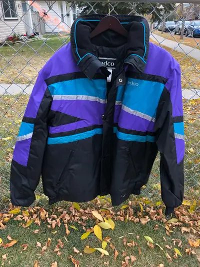 Women’s Winter Jacket Size XXL $25 firm, View more