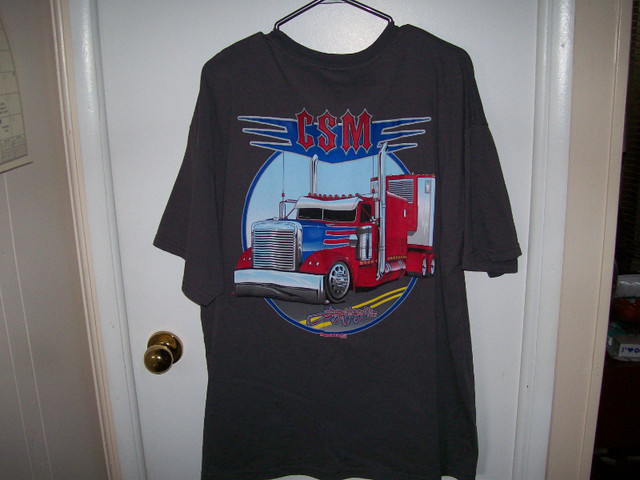 Ti shirt camion Kenworth Peterbilt Freightliner grandeur XL dans Autre  à Longueuil/Rive Sud