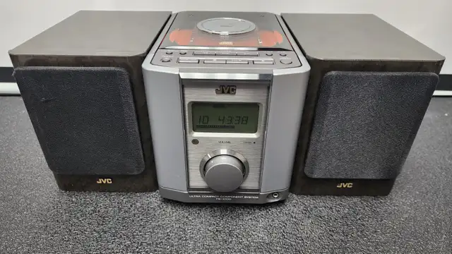 JVC FS-1000 CD Player AM/FM Compact Mini System Speakers