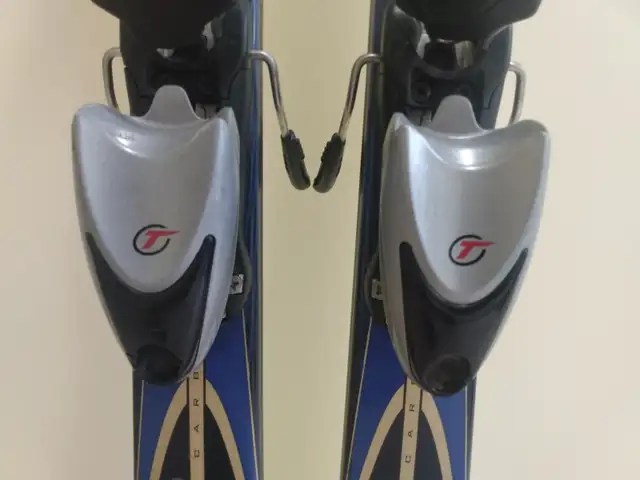 ROSSIGNOL SKIS 160CM TYROLIA BINDINGS $40 in Ski in City of Toronto - Image 7