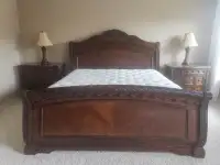 Fancy solid wood king size bed set