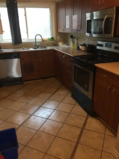 1 room near square one Mississauga for girl only, View more
