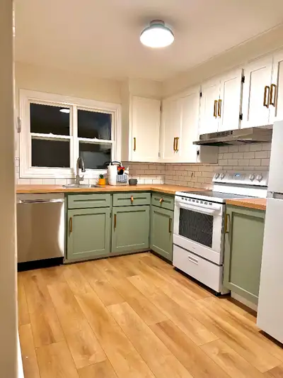 FOR RENT: Large 2-Bed Unit for Rent in Dartmouth - Unit 3 AVAILABLE: April 1, 2025 HIGHLIGHTS: $1,85...
