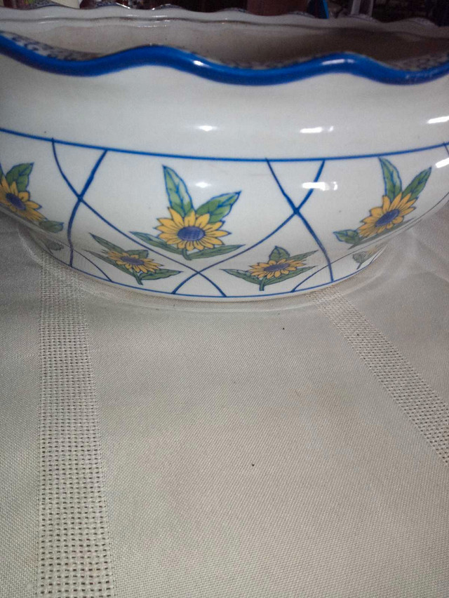 Vintage Ceramic Planter AAA Imports Decoware Plant Pot 12" in Arts & Collectibles in Yarmouth - Image 3