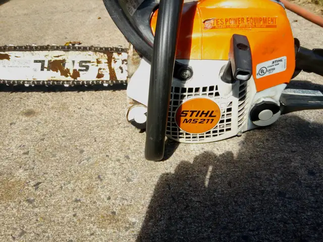 STIHL CHAIN SAW