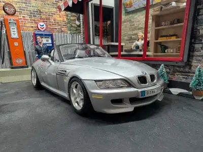 This is a scale model of a BMW Z3. The item is in good condition and a perfect addition to any auto...