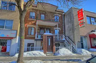 NICE BIG APARTMENT FOR RENT AVAILIBLE RIGHT NOW!!!