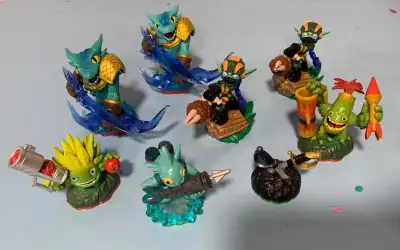 Skylanders Skylanders individual characters $3/each Figures work on all game platforms (XBOX, Wii, P...