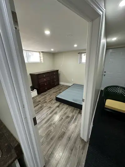 ➡️1 Private Room available in Malton. Private bathroom attached. This room is good for up to 2 peopl...