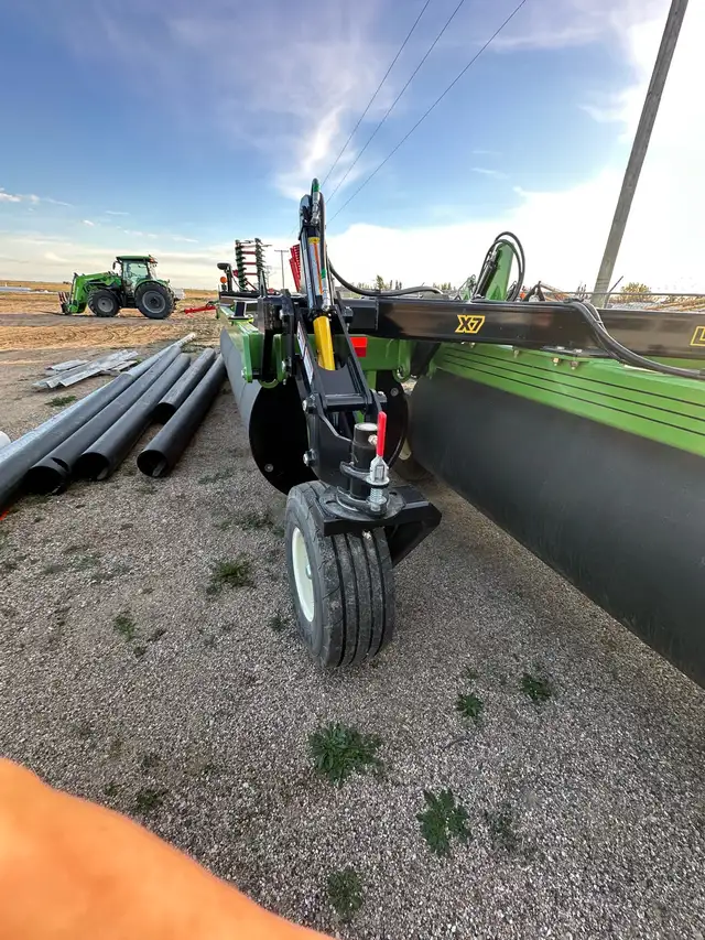 MANDAKO 100’ LAND ROLLER in Farming Equipment in Saskatoon - Image 10