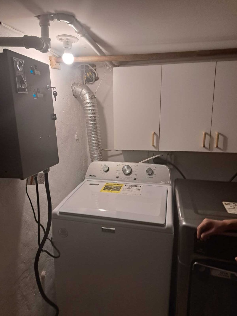 Coin and credit card paybox timer. Washer dryers | Washers &amp; Dryers | Hamilton | Kijiji