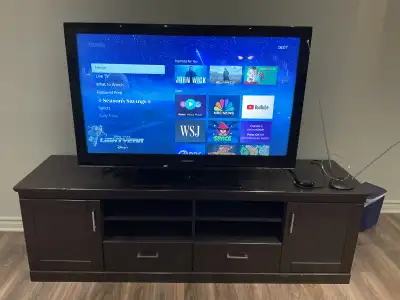 Samsung 46" LCD TV with Roku3 & Antenna, View more