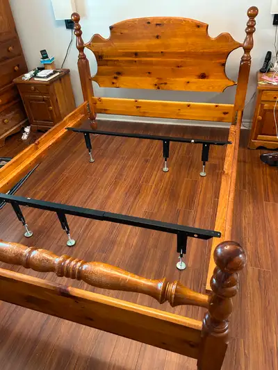 Queen cannonball bed with support- solid pine, View more