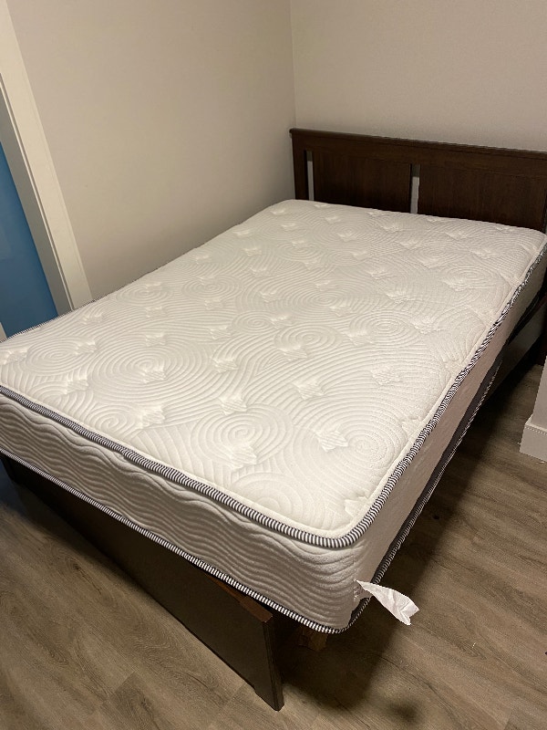 IKEA Songesand Full Size Bed Frame & Mattress w/ Luröy Slats!! Beds & Mattresses Annapolis
