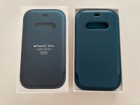 Apple iPhone 12/12Pro Leather Sleeve with MagSafe- Baltic Blue
