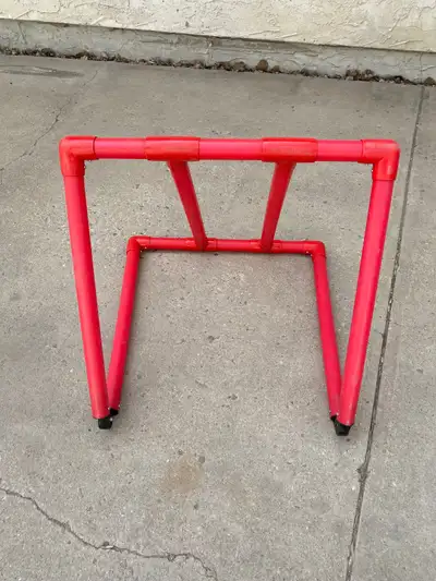 Learn to skate frame. Lightweight, sturdy and foldable. Pick up only in McCarthy park, no holds.