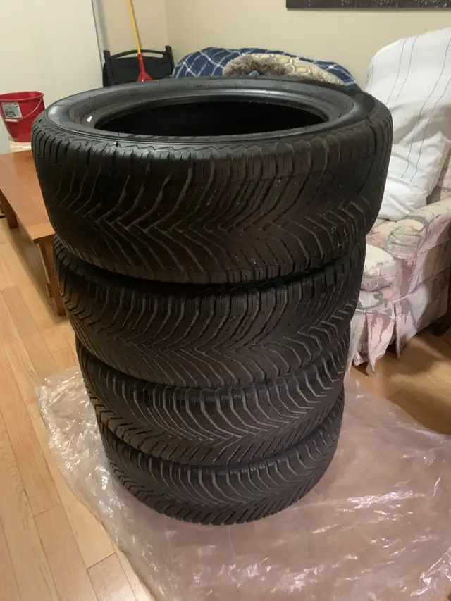 Michelin Cross Climate 2 - 235/55/19 Set Of 4