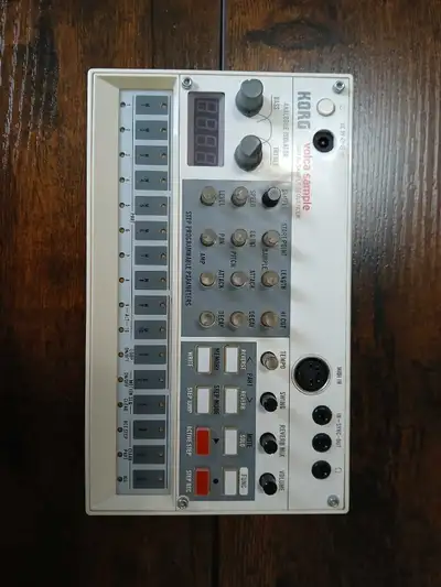Good for starter synth player and people who have been buying them for a while good Condition and pl...