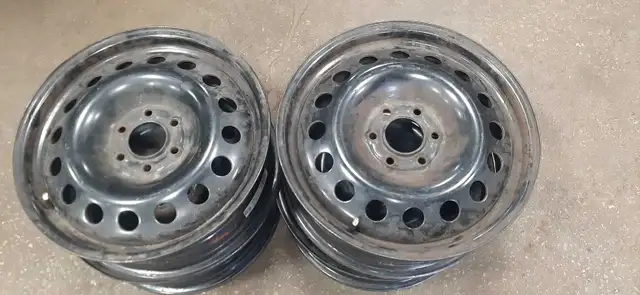 17 inch steel rims in Tires & Rims in Mississauga / Peel Region - Image 3