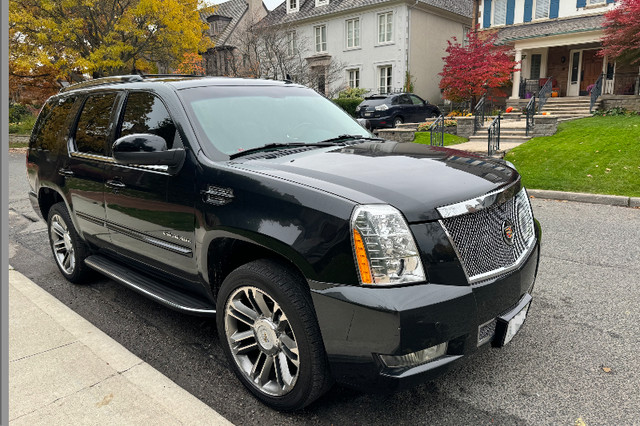 Powerful CADILLAC ESCALADE SUV 2012 NAV 22"Chrome V8 Certified ! in Cars & Trucks in City of Toronto