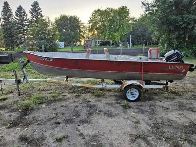 14 ft lund in Powerboats & Motorboats in Portage la Prairie - Image 4