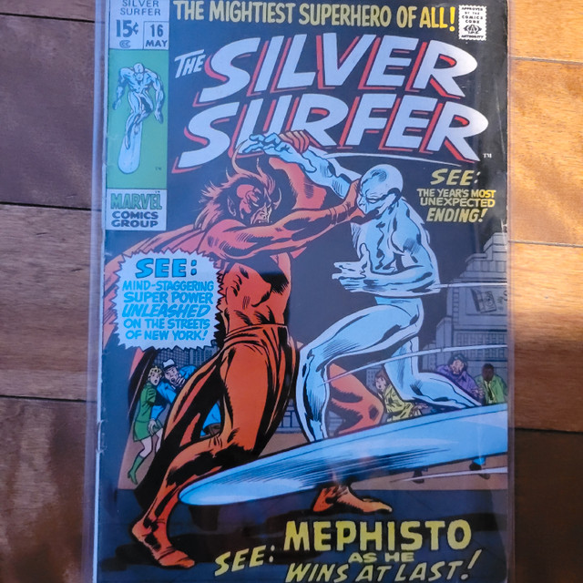 Comic Books-Silver Surfer (1 lot 4) in Arts & Collectibles in Vernon - Image 3