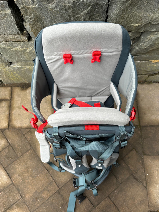 MEC Child Carrier Backpack in Strollers, Carriers & Car Seats in Bedford - Image 4
