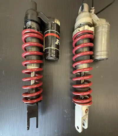 YZ85 Rear Fox Shox two to choose from Located Durham Region or Upper Beaches Toronto Have other yz85...