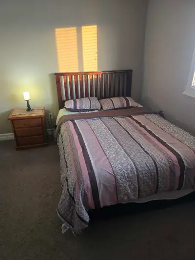 IF YOU DO NOT COMUTE TO FORT MCMURRAY FOR WORK, PLS DO NOT RESPOND TO THIS AD. Fully furnished bedro...