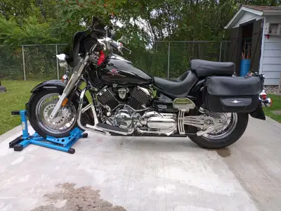 Fabulous bike for anyone. Yamaha 2003 V Star 1100. 52,584 KM.