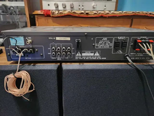 JVC - Turntable Receiver Stereo System in Stereo Systems & Home Theatre in Edmonton - Image 7