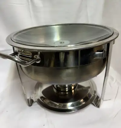 Chafing Dish 5 qt Asking $70, View more