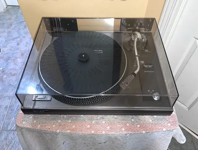 Garrard DD-130 Vintage Direct Drive TurnTable, Fully Manual in Stereo Systems & Home Theatre in Ottawa - Image 6