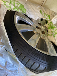  Four Lincoln MKS or MKX wheels for sale 