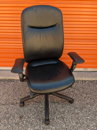 TEKNION AMICUS LEATHER HIGH BACK CHAIR 