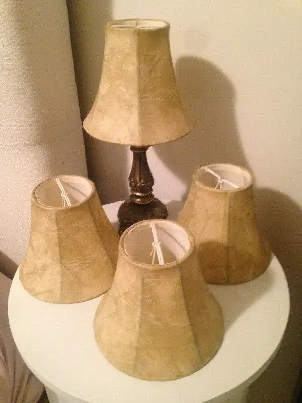4 Small Faux Leather Lamp/Chandelier Shades+1 Small Black Silk in Indoor Lighting & Fans in Mississauga / Peel Region - Image 2