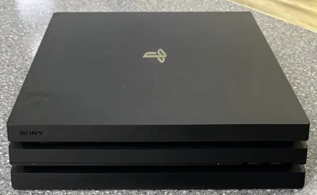 PS4 PRO 1TB System w Black Controller in Sony Playstation 4 in Oshawa / Durham Region - Image 3