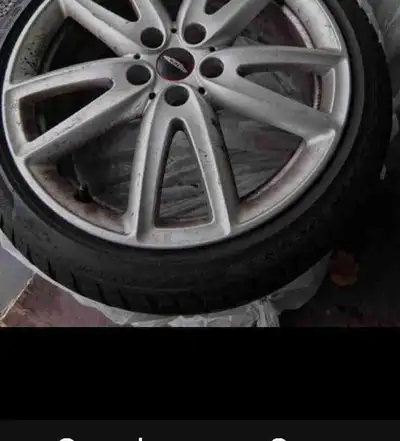 4 Run Fast Tires with Rims. 225/40. R18. Very Good used condition.