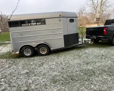 2 horse slant bumper pull for sale. Trailer is in amazing shape, hauls with ease and is ready to hit...
