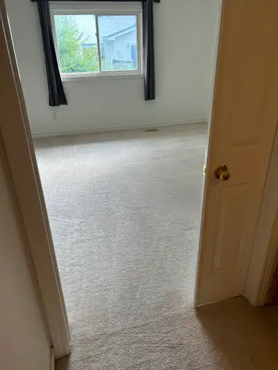 Master bedroom for rent in nice house in Kanata north, Morgan’s Grant area, close to high tech secto...