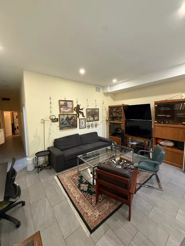 Large 2 Bedroom Apartment for Rent 